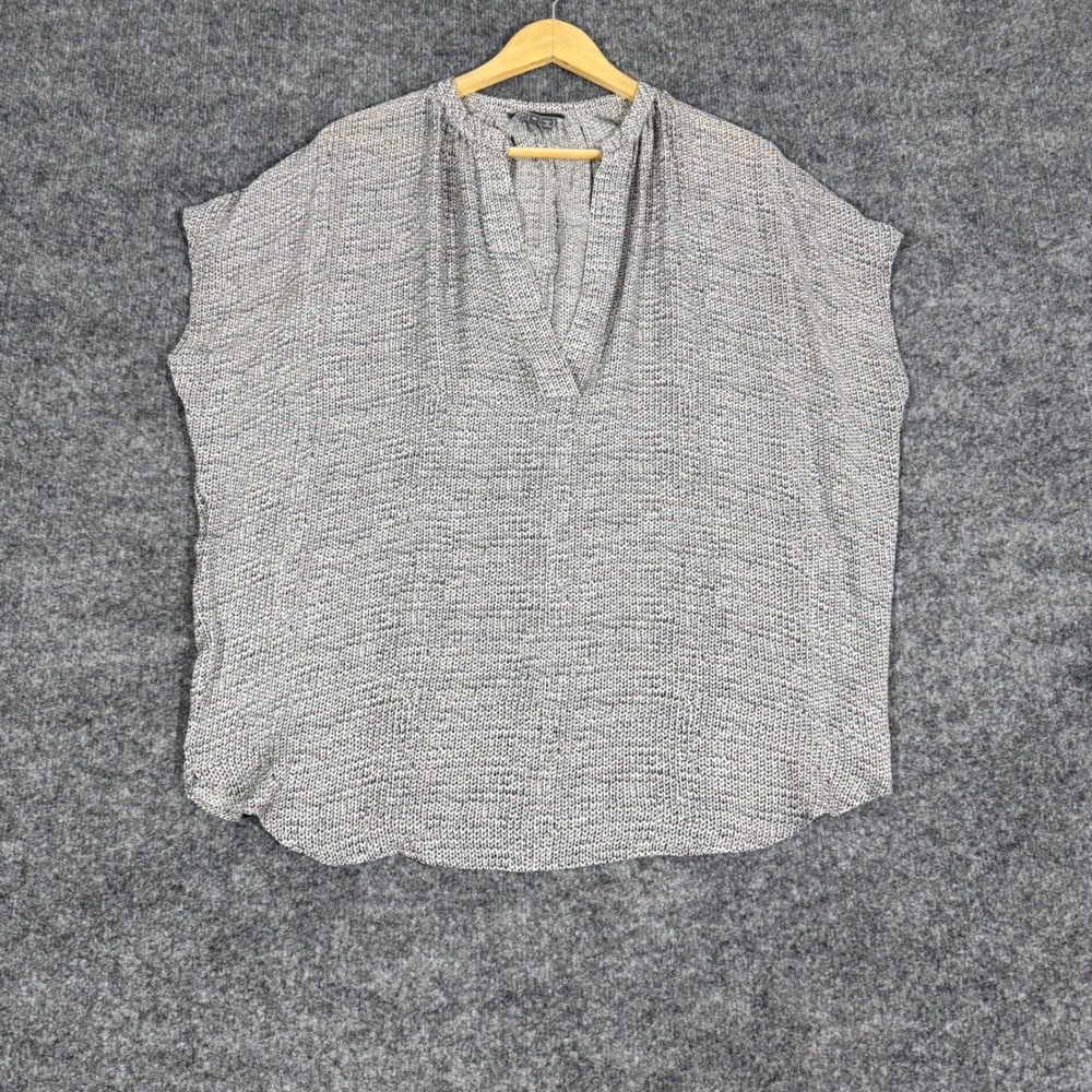 Vince Blouse V-Neck Knit Print Womens Medium Grey 100% Silk Luxury EUC